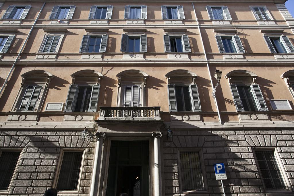 Apartment House Paganica *