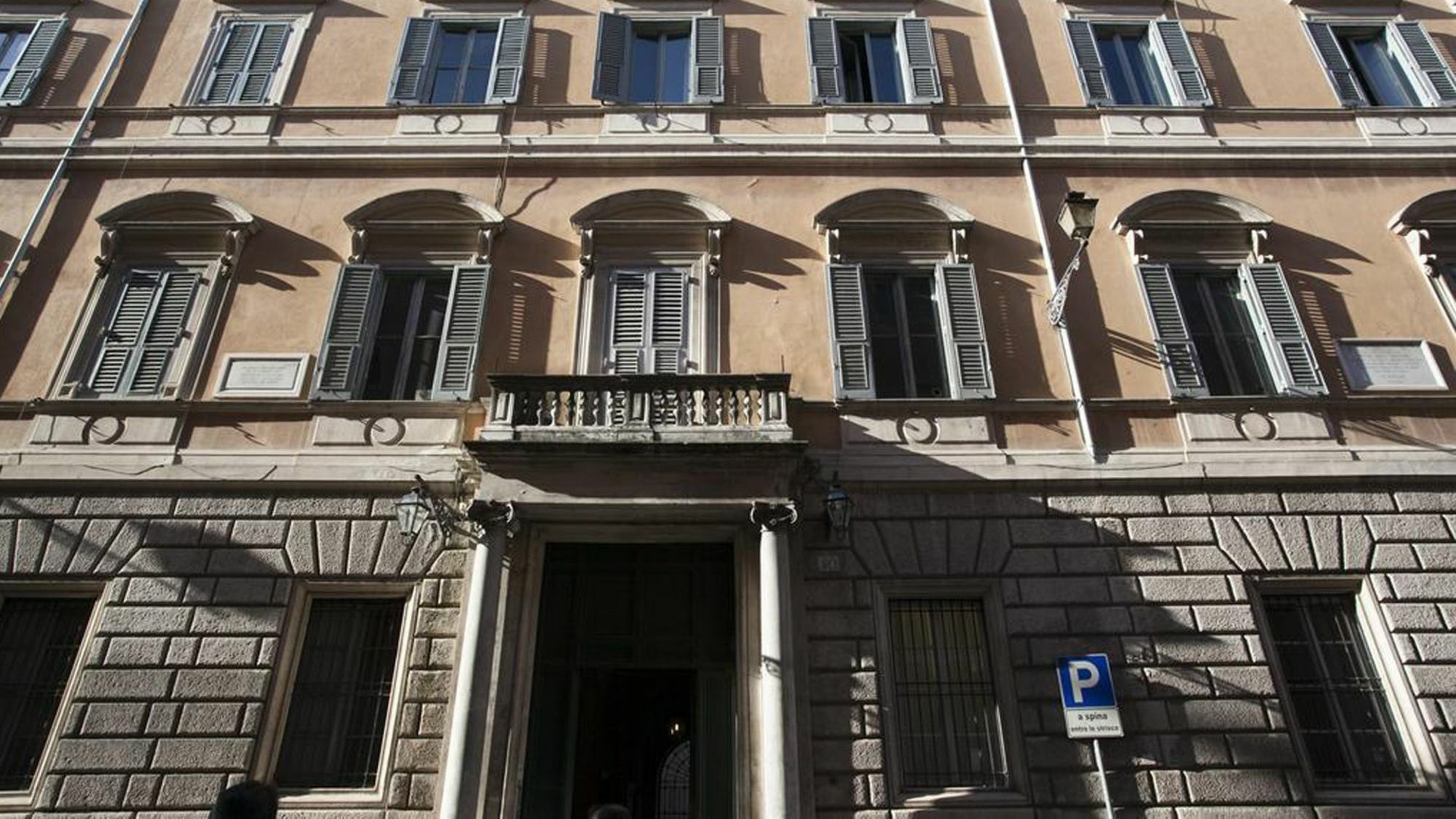 House Paganica Apartment Rome